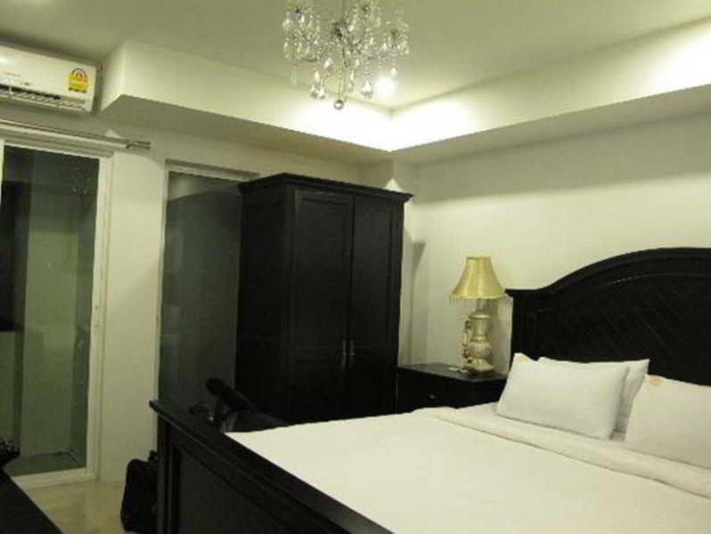 Richly Villa Bangkok Luaran gambar