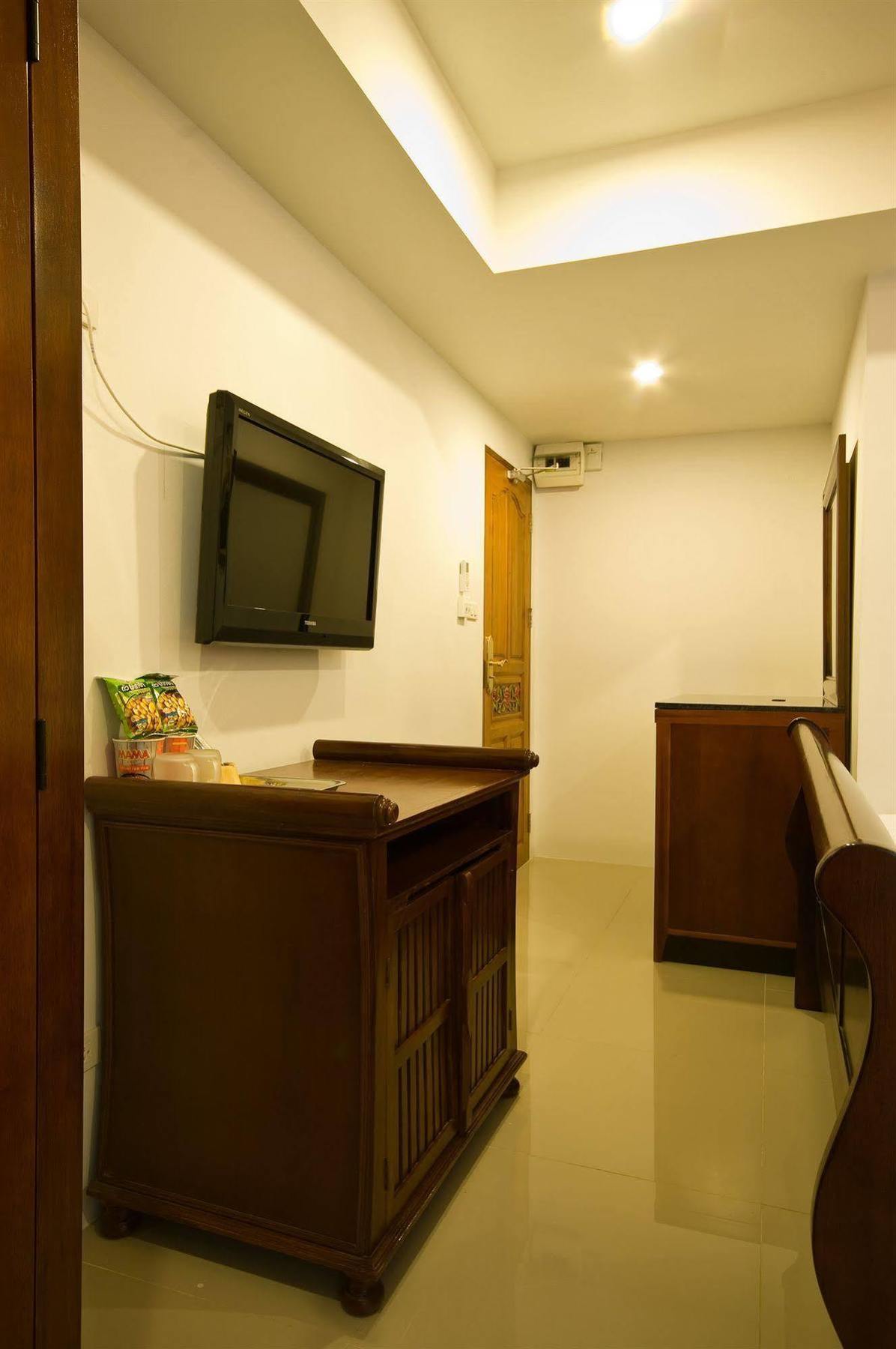 Richly Villa Bangkok Luaran gambar