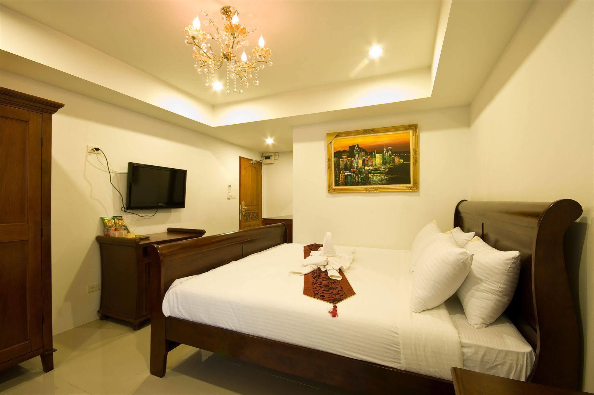 Richly Villa Bangkok Luaran gambar