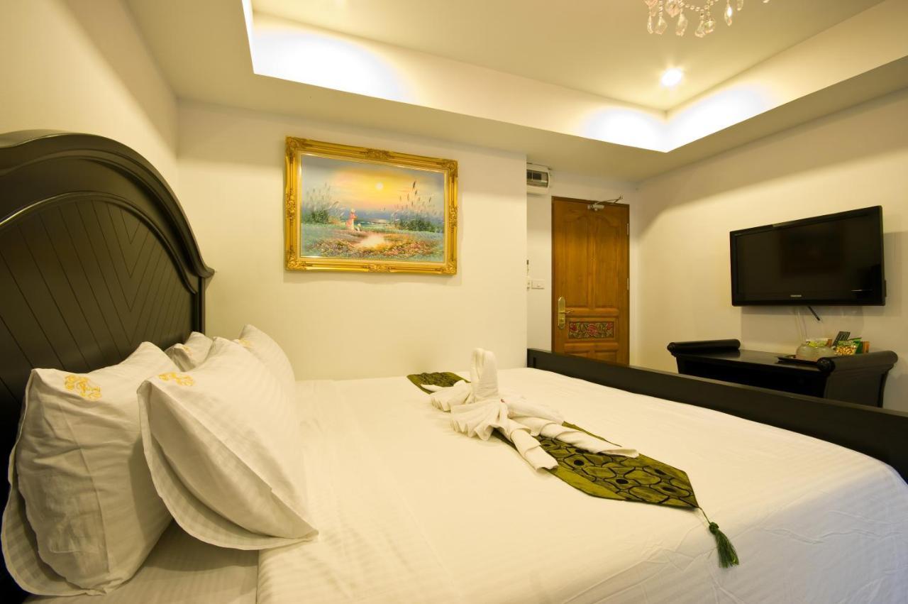 Richly Villa Bangkok Luaran gambar