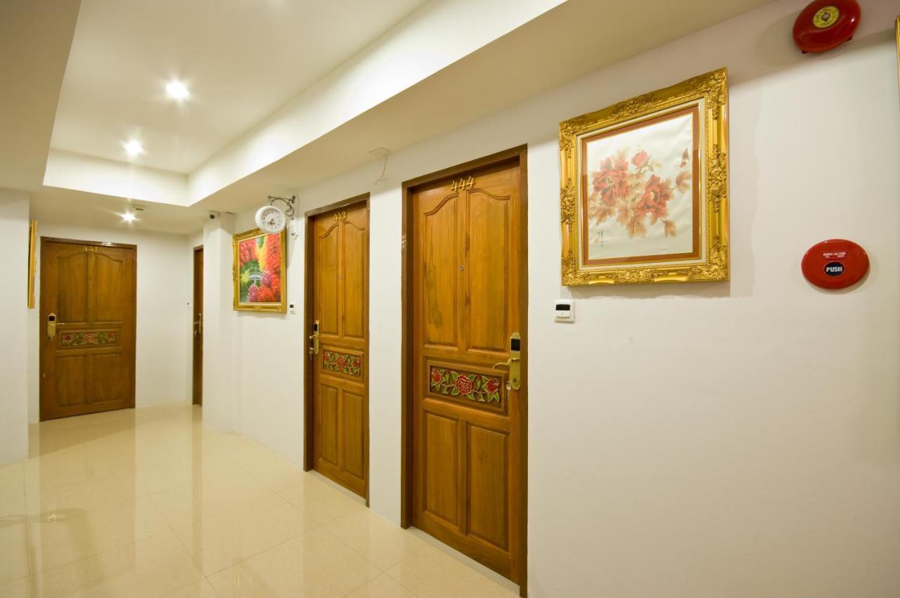 Richly Villa Bangkok Luaran gambar
